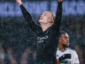 هالاند يصل إلى للهدف 100 في الدوري الإنجليزي ويكسر رقم شيرر