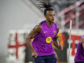 كوندي يكشف تفاصيل عقده الجديد مع برشلونة