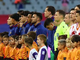 برشلونة يدفع بثالث أصغر تشكيلة في تاريخه بدوري أبطال أوروبا