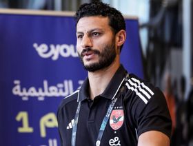 تخفيف عقوبة محمد الشناوي حارس الأهلي.. هل يلعب ضد الزمالك؟