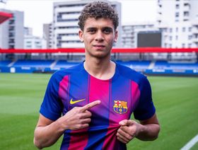 حمزة عبد الكريم يخوض مباراته الأولى مع ناشئي برشلونة أساسياَ