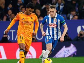 إسبانيول يشعل الليغا بهزيمة ريال مدريد بهدف قاتل