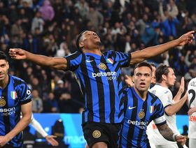 بسبب كوندي.. برشلونة يحسم موقفه من ضم نجم إنتر دومفريس