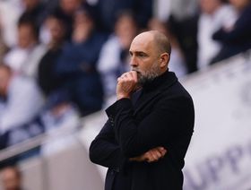 لم يهرب من الصحفيين.. إيغور تودور مدرب توتنهام في حالة حداد