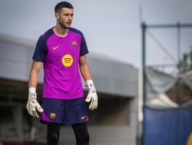 كم سيدفع برشلونة لتسجيل غارسيا وراشفورد؟