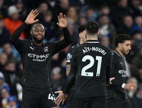 شاهد.. مانشستر سيتي يتجاوز ليدز في غياب هالاند ويواصل مطاردة أرسنال