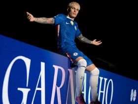 تشيلسي يضم غارناتشو من مانشستر يونايتد بعقد طويل الأمد