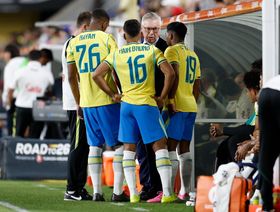 كارلو أنشيلوتي: أصبحت مثل حرباء وقضية نيمار لا تزعجني