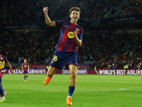 نجم برشلونة فيرمين لوبيز لاعب الأسبوع في دوري أبطال أوروبا