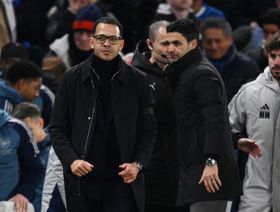 مدرب تشيلسي يرفض إدانة أسلوب لعب أرسنال بعد انتقادات عنيفة