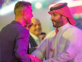 ولي العهد السعودي ورونالدو يتوّجان "فالكونز" أبطال العالم للرياضات الإلكترونية