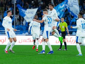 شاهد.. "قذائف سافيتش وثيو" تقود الهلال لتقليص الفارق مع النصر