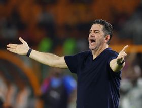 الاتحاد المصري يتوصل لاتفاق لحل أزمة المدرب روي فيتوريا