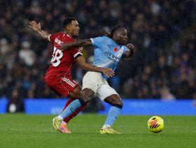 شاهد.. مانشستر سيتي يمزّق شباك ليفربول بثلاثية في "ألفية" غوارديولا