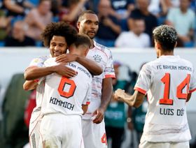 أربعة أرقام قياسية في الدوري الألماني وحارس فرايبورغ يدخل التاريخ