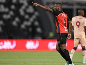 شاهد.. هدف "سيلا" ينهي معاناة الرياض ويوقف انتصارات الخلود