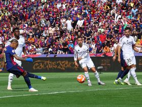 دفاع لا يليق بدوري المؤتمرات.. عبارة هزت غرفة ملابس ريال مدريد