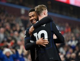 شاهد.. تشيلسي يصعق أستون فيلا برباعية ويشعل المنافسة على مقاعد الأبطال