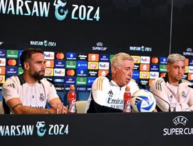 هدية خاصة من داني كارفاخال لكارلو أنشيلوتي بعد رحيله عن ريال مدريد