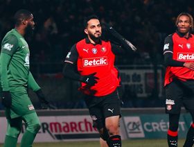 إجراءات تأديبية ضد مدرب موسى التعمري بعد نزاع بغرف الملابس