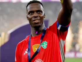 إدوارد ميندي: الأهلي لا يمزح.. نحن أبطال آسيا بالشخصية القوية