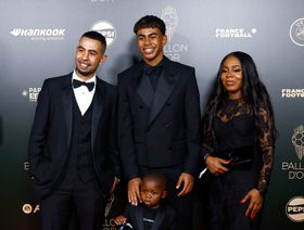 حفل سري في باريس.. تعرف على استعدادات يامال الخاصة لليلة الكرة الذهبية