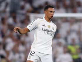 شاهد.. ماذا قال تشابي ألونسو عن إصابة لاعبه أرنولد أمام مارسيليا؟