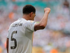 لاعب عمره 16 عاماً يحطم رقم جود بيلينغهام القياسي في التسجيل