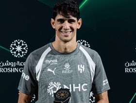الهلال ينتظر موقف الحارس بونو قبل مواجهة التعاون