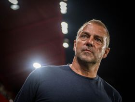 فليك: برشلونة استمتع أمام فالنسيا ولم أعاقب رافينيا