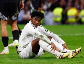 رومانو: إندريك يرغب بشدة في الانتقال إلى ليون وهذه شروط الصفقة