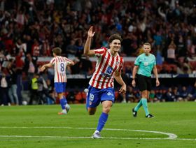 هاتريك ألفاريز يهدي أتلتيكو ريمونتادا مذهلة قبل ديربي مدريد