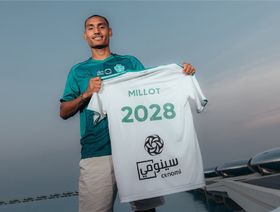 ميلوت يوجّه رسالة للجمهور بعد توقيع عقده مع الأهلي السعودي