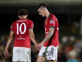 إصابة مفاجئة تربك حسابات يونايتد قبل دقائق من مواجهة إيفرتون