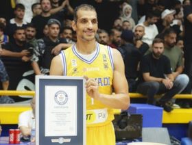 إسماعيل أحمد يدخل موسوعة غينيس كأكبر لاعب يحقق ثلاثة أرقام مزدوجة