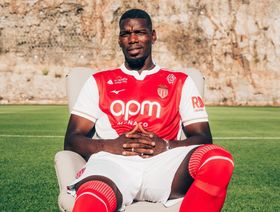 بوغبا يلتقي صديقه كانتي في السعودية قبل العودة للمنافسات