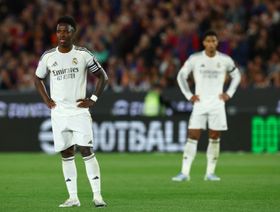 جماهير ريال مدريد تستقبل فريقها بصيحات استهجان قبل مواجهة أوفييدو