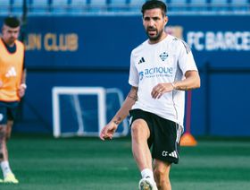 مدرب تشيلسي السابق يكشف "هوس" فابريغاس بالتدريب "منذ كان لاعباً"