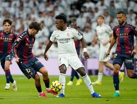 أربيلوا: فينيسيوس يمثل شخصية ريال مدريد وأشكر مبابي لهذا السبب