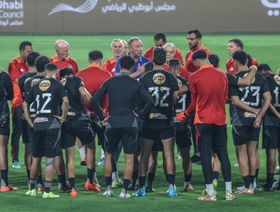 أبو علي وطاهر يقودان هجوم الأهلي في السوبر ضد الزمالك