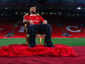 "الحكاية تستمر".. محمد صلاح باق رسمياً في ليفربول