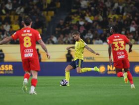 شاهد.. خلاف حاد بين إنييغو مارتينيز وجورجي جيسوس في النصر