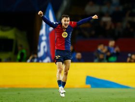 كاسادو يريد البقاء في برشلونة رغم اهتمام أتلتيكو مدريد
