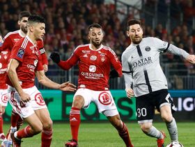 بحضور أشرف داري.. مفاجآت بتشكيلة الأهلي أمام الزمالك في قمة الدوري المصري