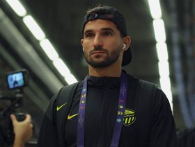 هل يرحل؟.. عوار يفتح باب العودة لأوروبا وهذا موقف الاتحاد