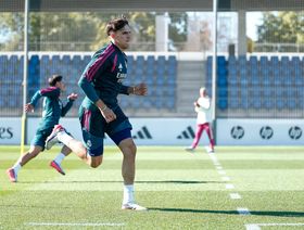 هل أحبط حمزة عبد الكريم تعاقد برشلونة مع كارلوس إسبي ظاهرة ريال مدريد؟