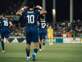 هولندا تهرب من فخ ليتوانيا بتدخلات "الهداف التاريخي" ممفيس ديباي