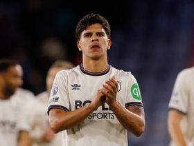 باريس سان جيرمان يراقب فيتينيا الجديد