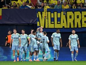 فيغا يحرم يوفنتوس من الفوز على فياريال.. ونابولي ينتصر بصعوبة