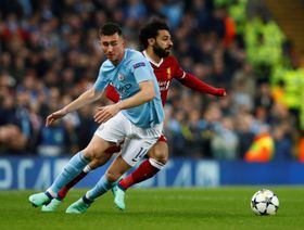 لابورت مدافع النصر ومانشستر سيتي السابق يفاجئ محمد صلاح 7 مرات